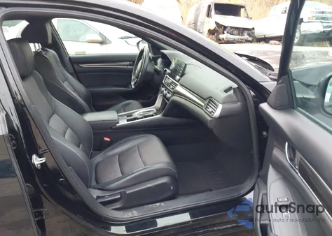 2018 Honda Accord Sport 2.0T from USA, damaged, VIN 1HGCV2F37JA012879